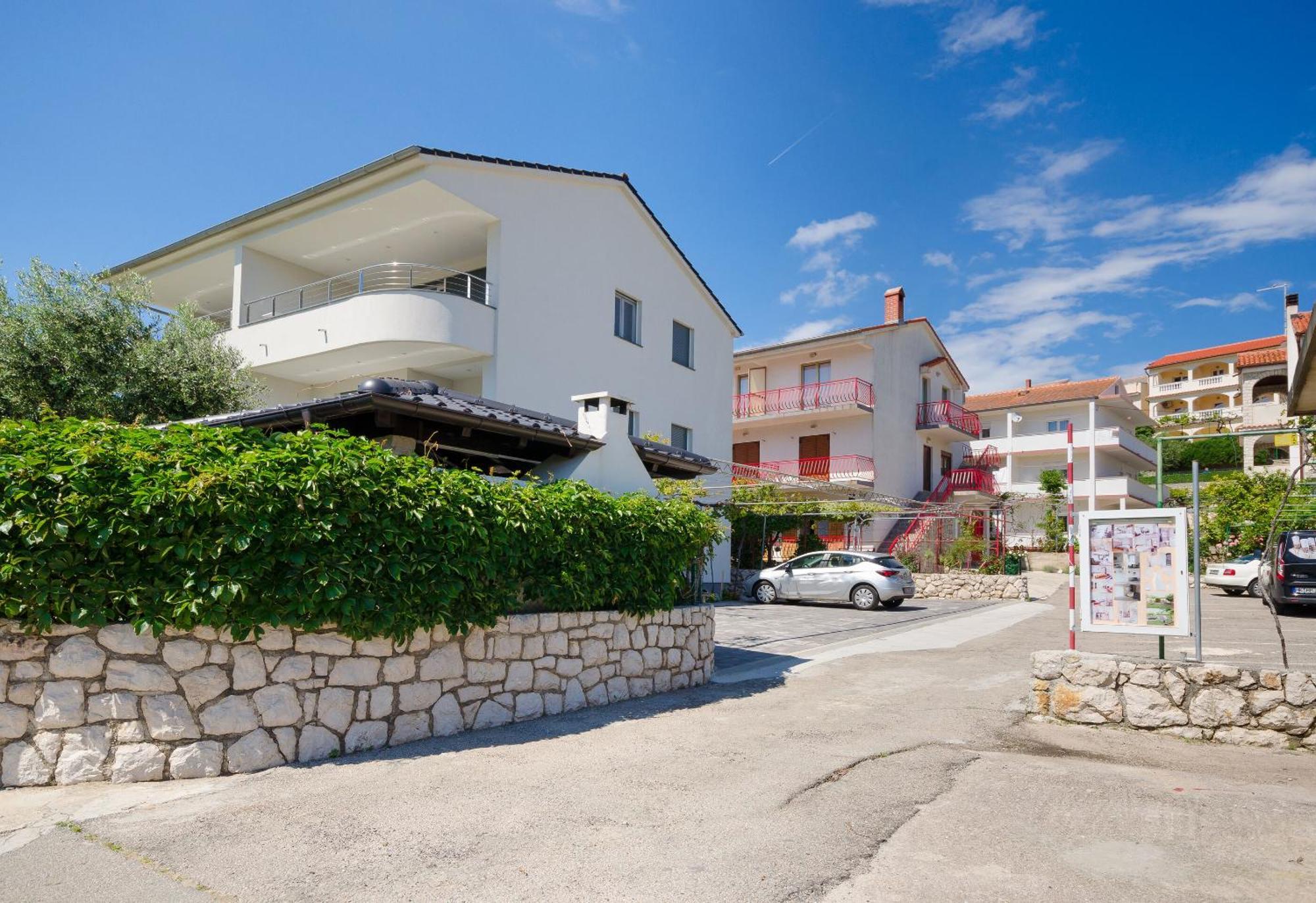 Apartments Zorka Лопар Екстер'єр фото